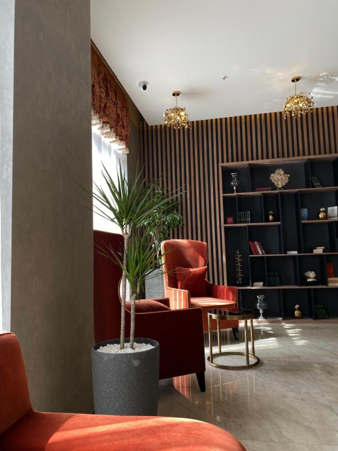 Marjan Plaza Hotel ティビリシ エクステリア 写真